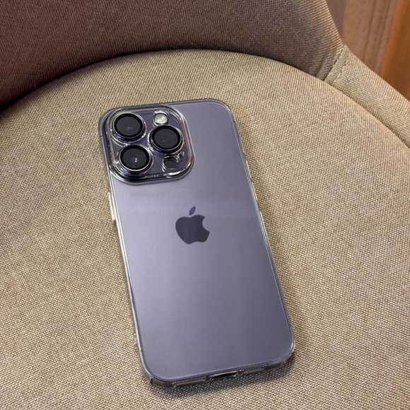 Cream iPhone16 Case - Picture 1 of 2